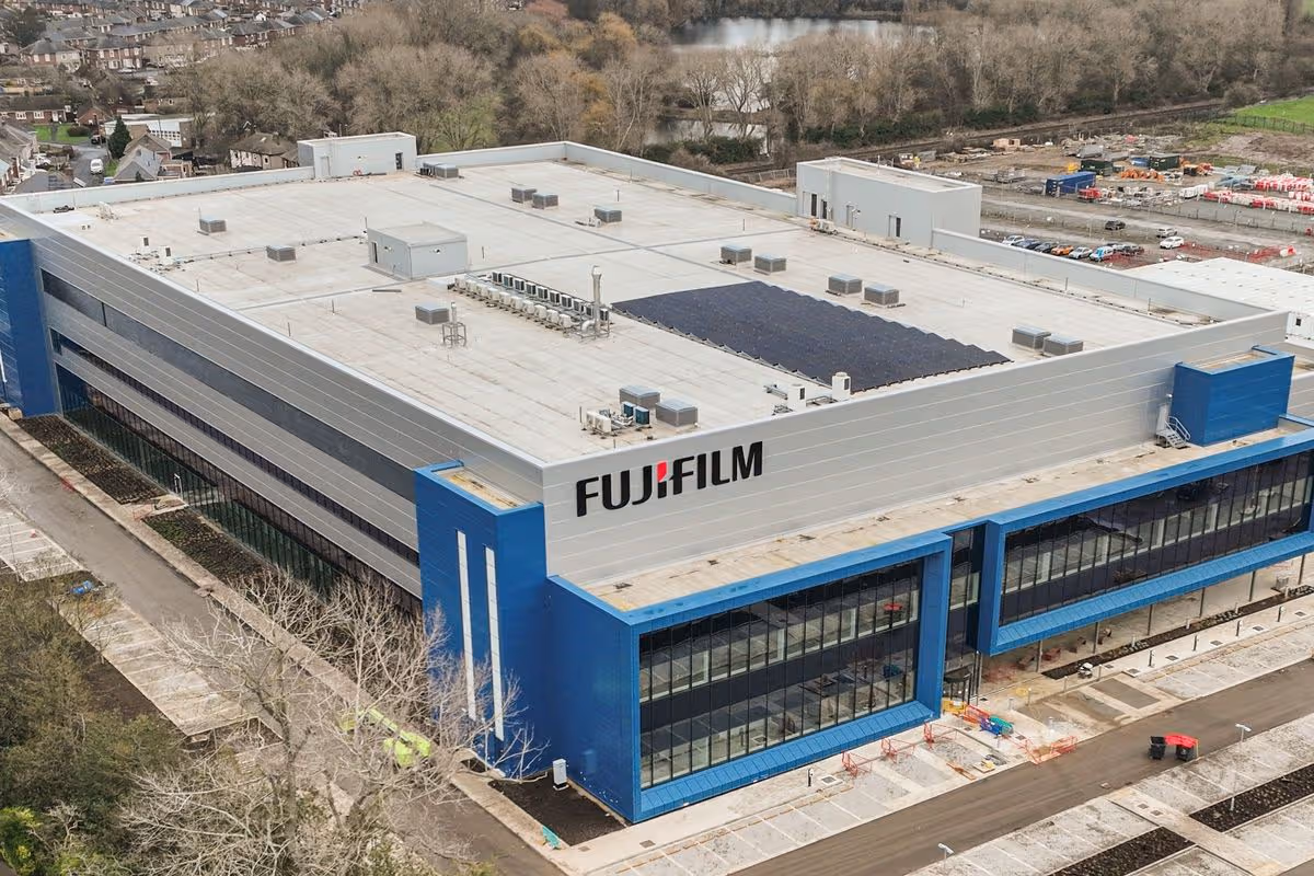 FUJIFILM Borealis